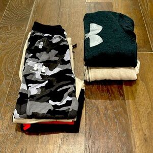 Under Armour Hooded sweatshirts and sweatpants